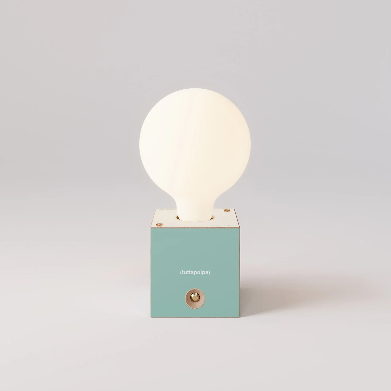 Cabless03 "Think of yourself in Elba" battery lamp with porcelain-effect globe bulb - Tuttapolpa - Image 4