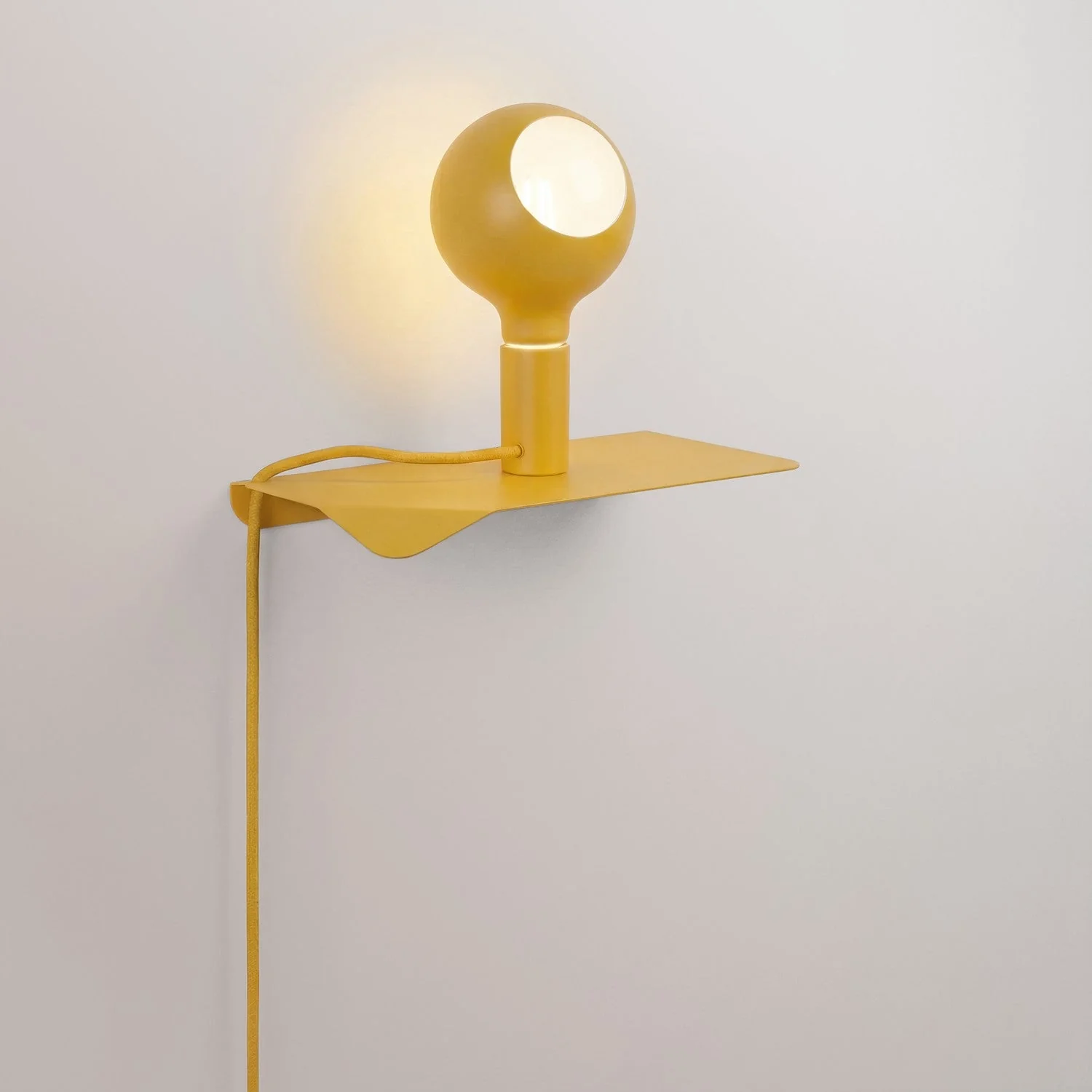 Combo Camo - Shelf lamp with UK Plug - Yellow