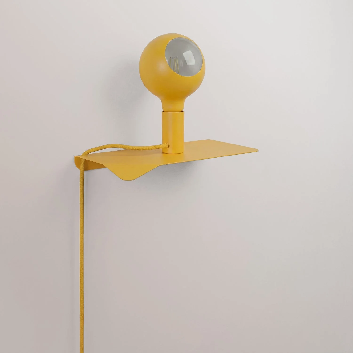 Combo Camo - Shelf lamp with UK Plug - Yellow - Image 3
