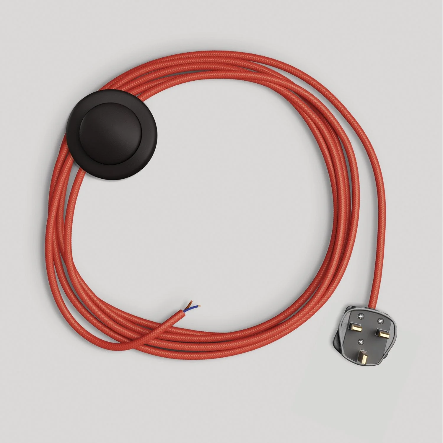 Wiring for lamp with 3 m glossy red cable and UK plug