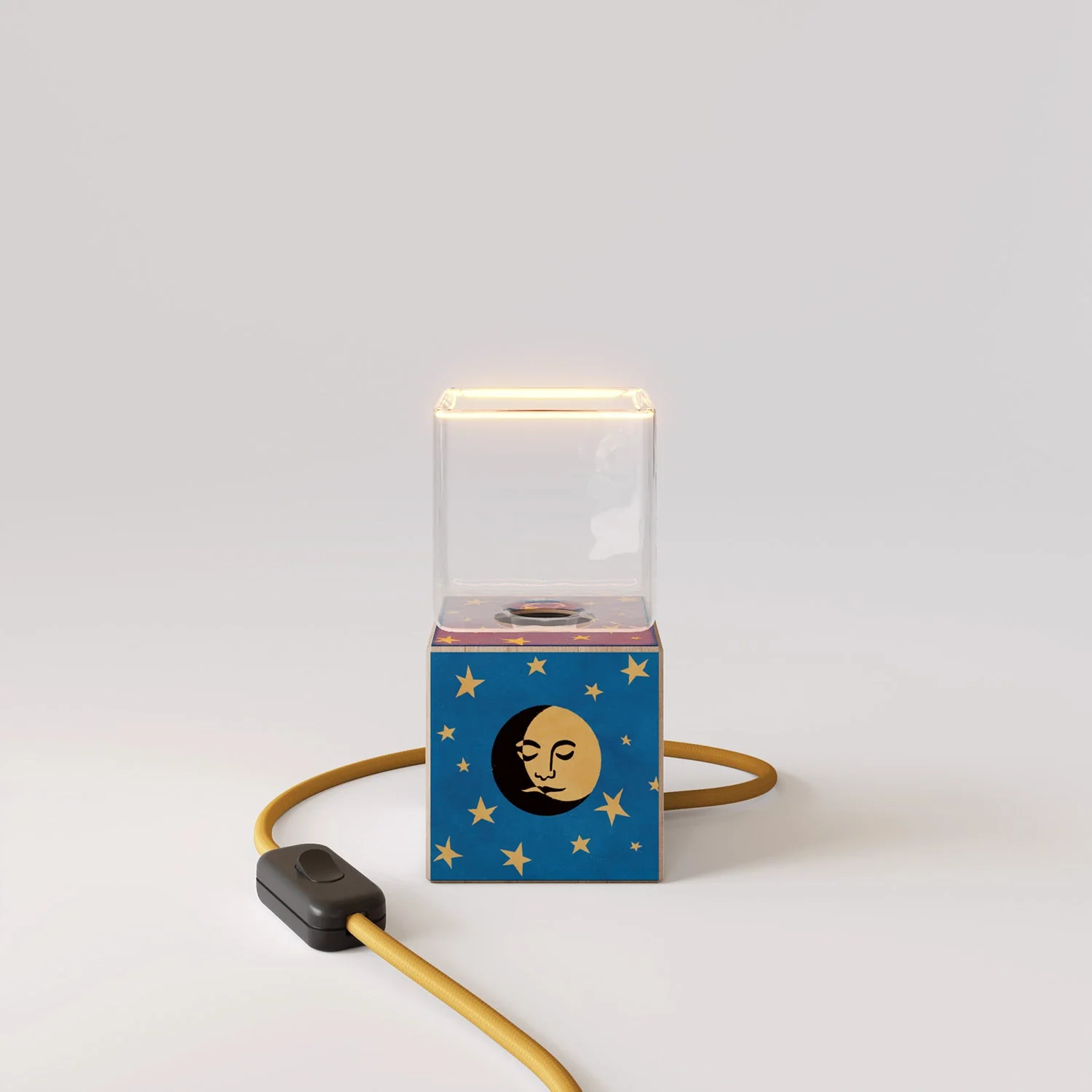 Cubetto table lamp with US plug, "La luna" Ghost bulb - Santomanifesto - Image 5