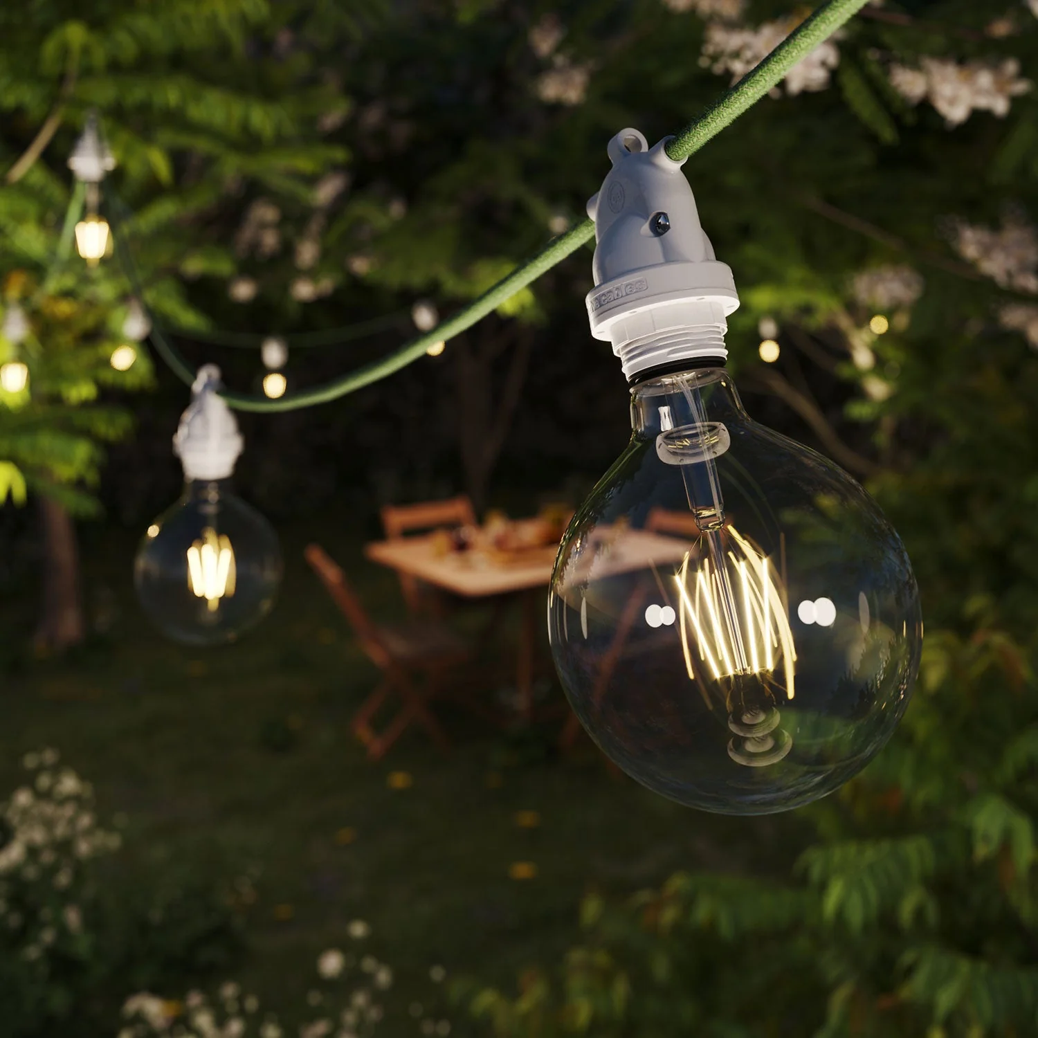 Eiva-2 - Outdoor lamp holder with double outlet IP65 E27 fitting for Modulair system - White - Image 2