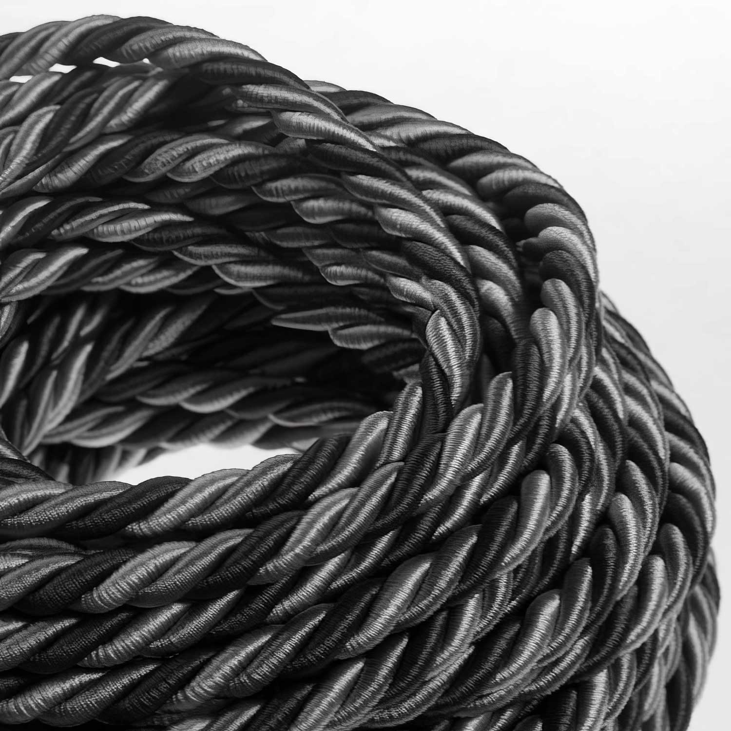 3x0.75 fabric-covered cord in glossy Orleans finish - Image 2