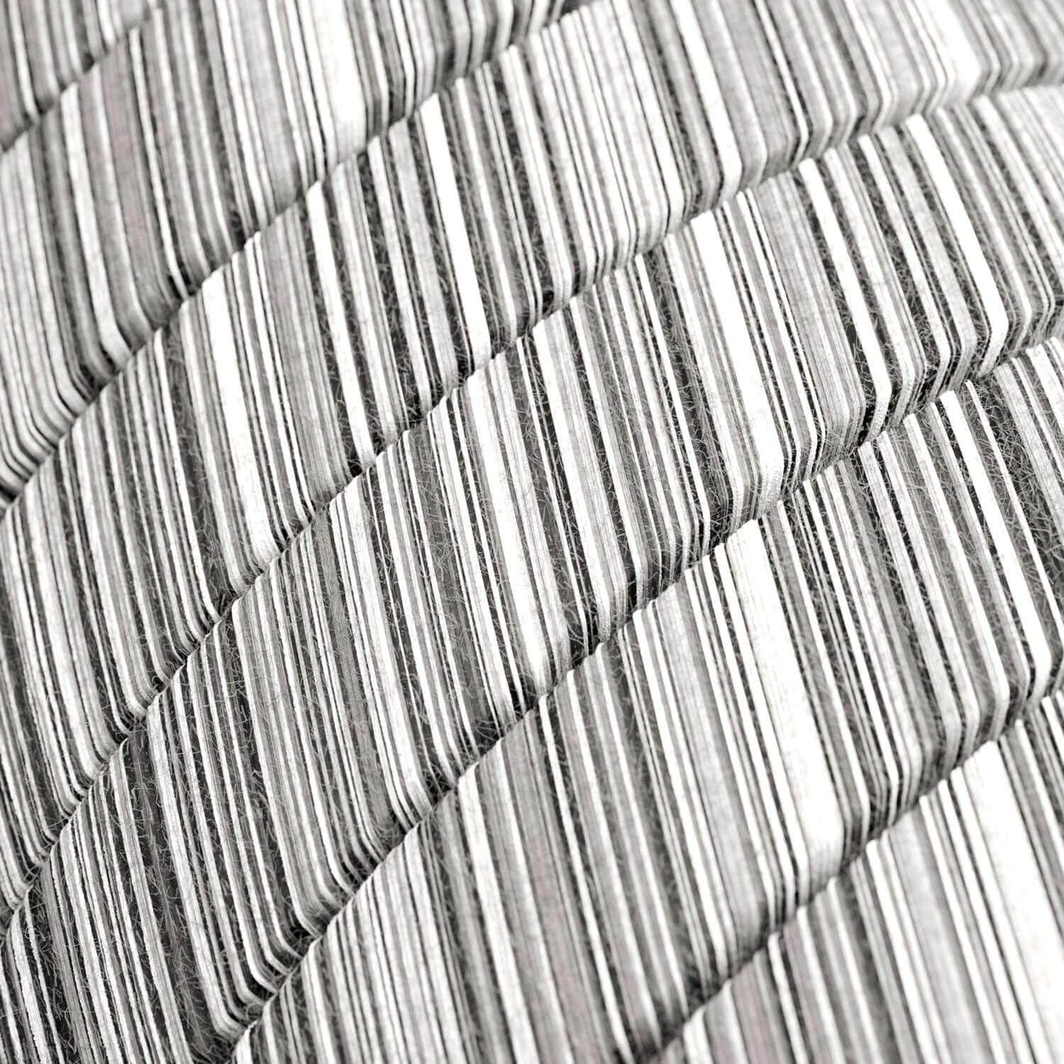 Electric cable for Vertigo string light, covered in Black Mélange Cotton ECC37