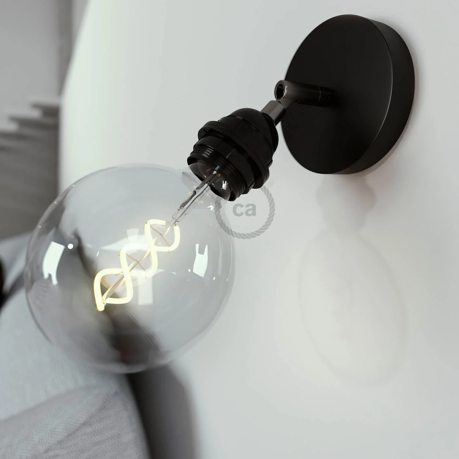 Fermaluce Metal 90° with E27 threaded lamp holder, adjustable metal light point - Black - Image 2