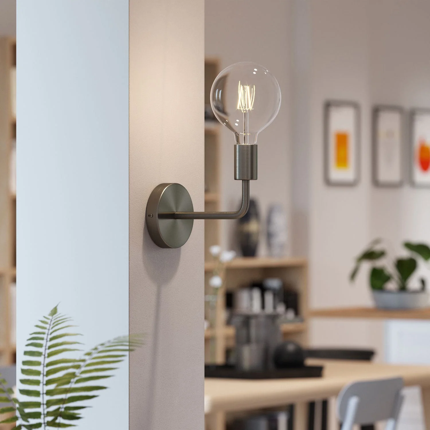 Fermaluce Metal, metal wall lamp with curved extension - Satin titanium - Image 2
