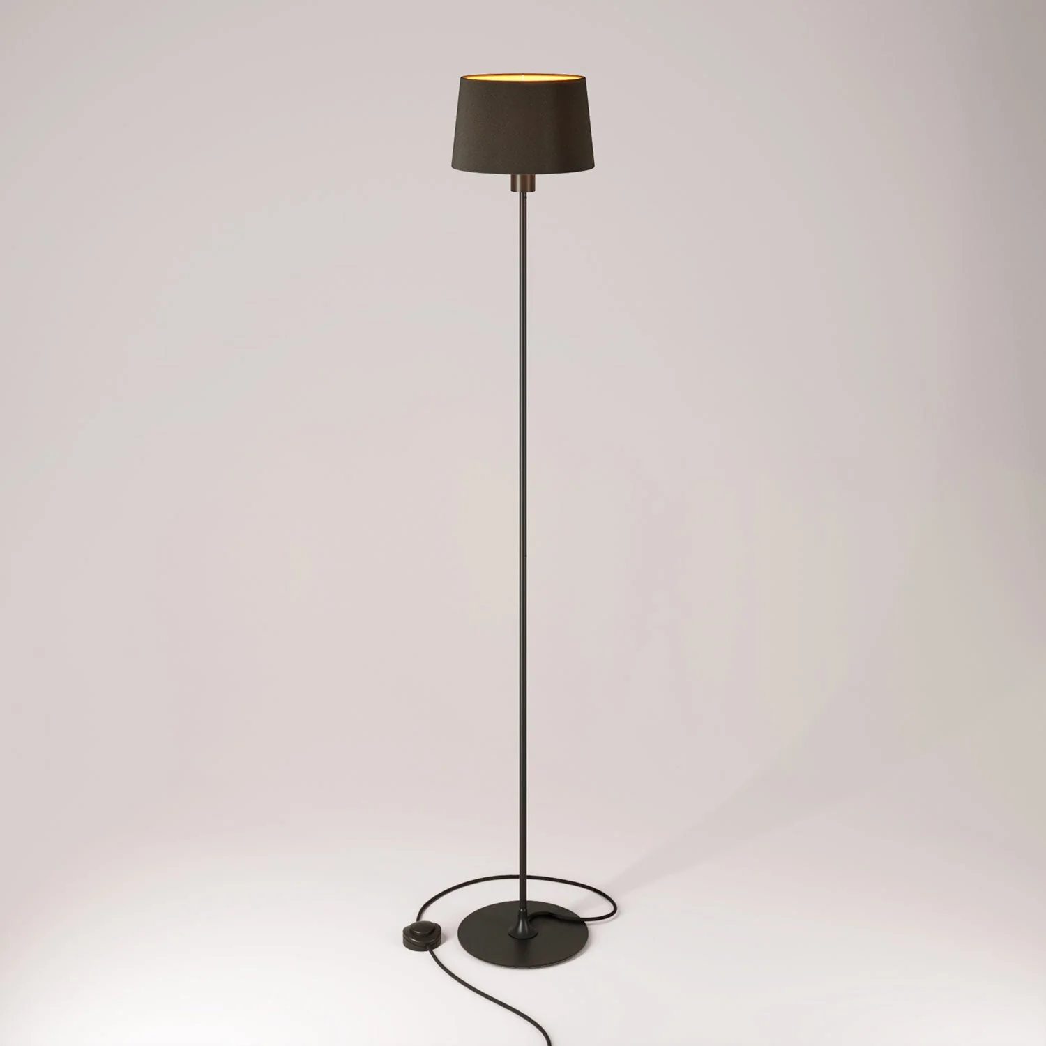 Floor lamp MAG-Y with round metal base and Athena lampshade - Black