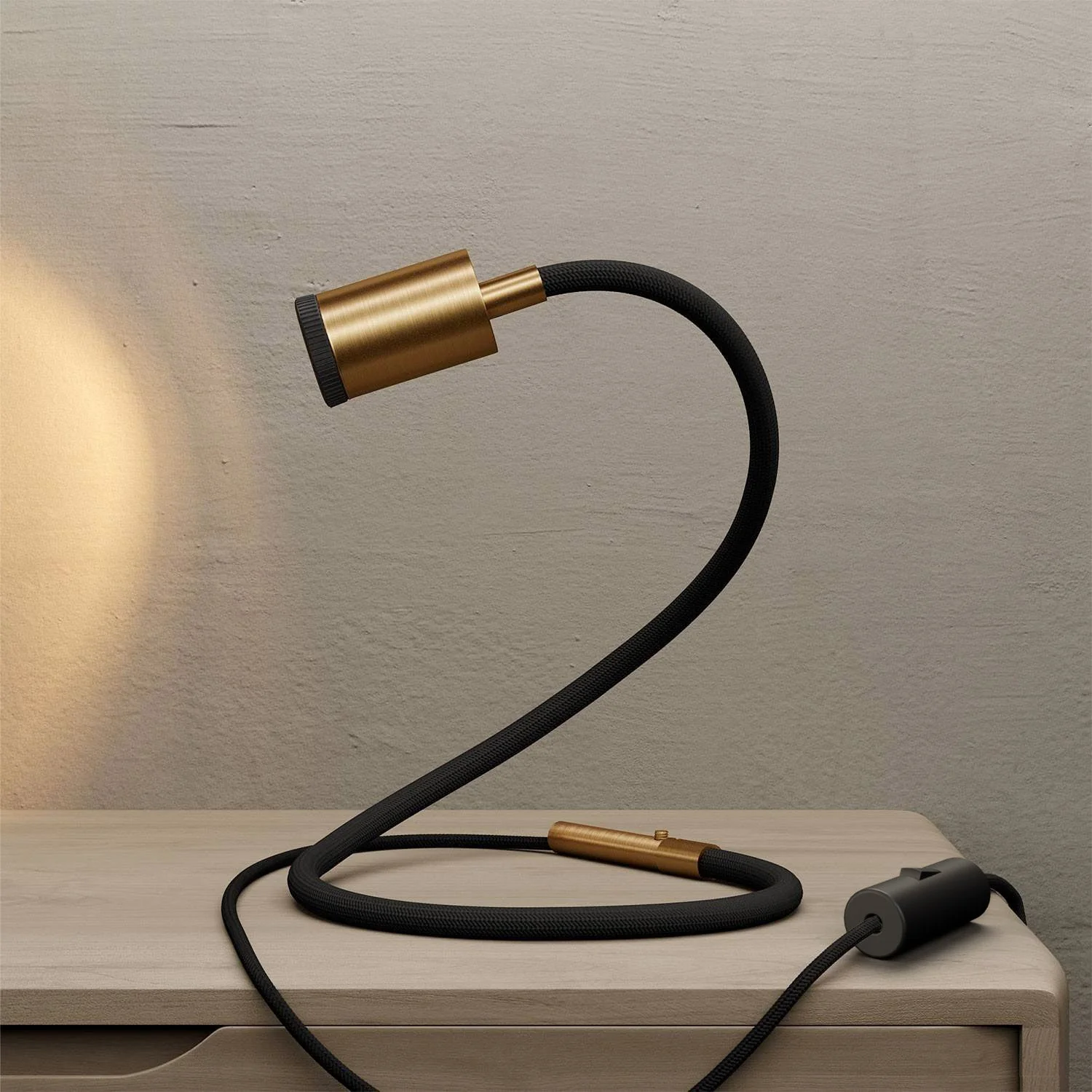 GU1d-one Adjustable lamp without base with mini LED spotlight and UK plug - Satin bronze - Image 2