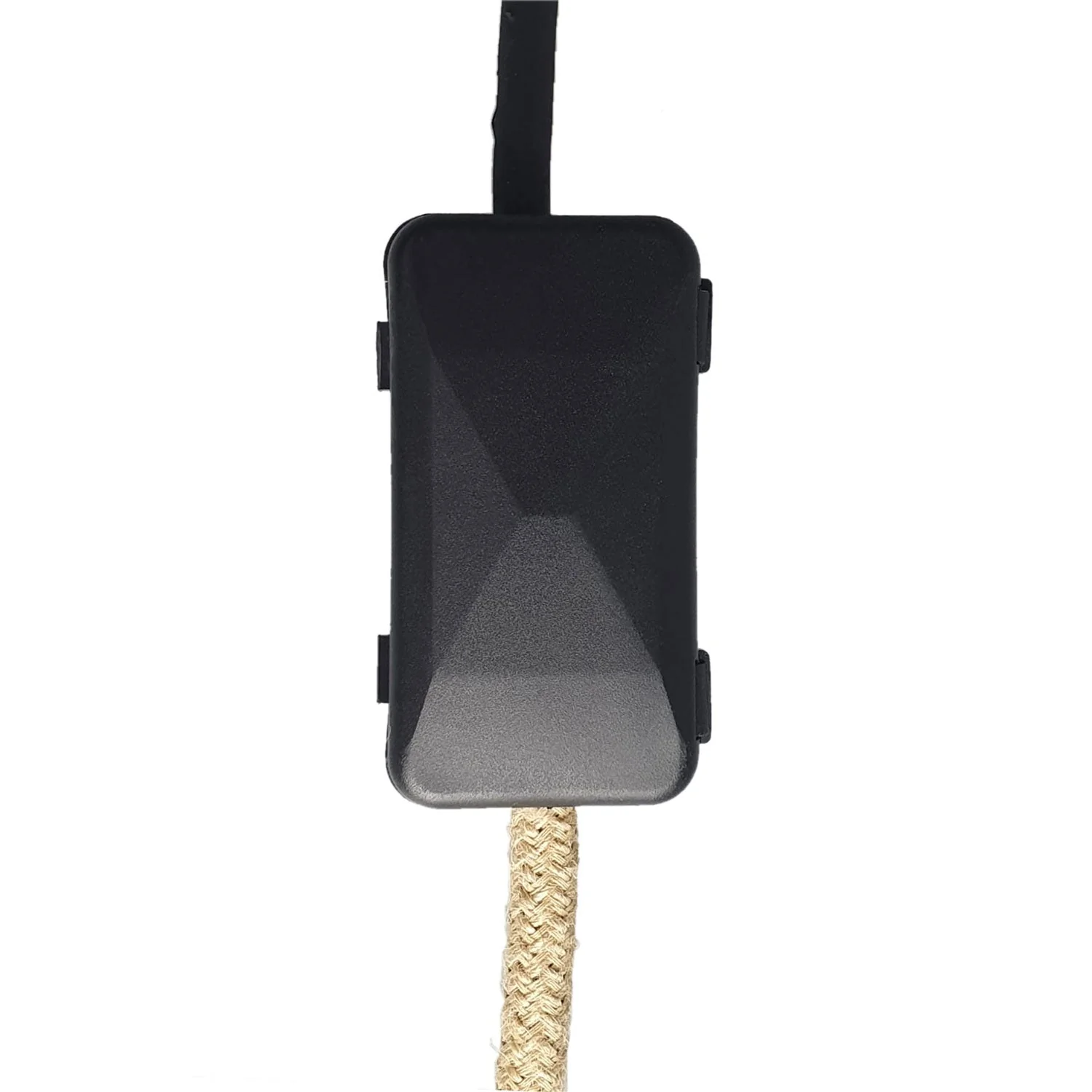 Connection kit with protective box for cables and double cable clamp