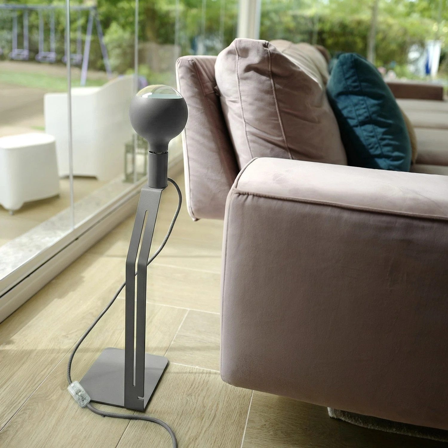 Koso Lucia - Table lamp with UK Plug - Grey - Image 3
