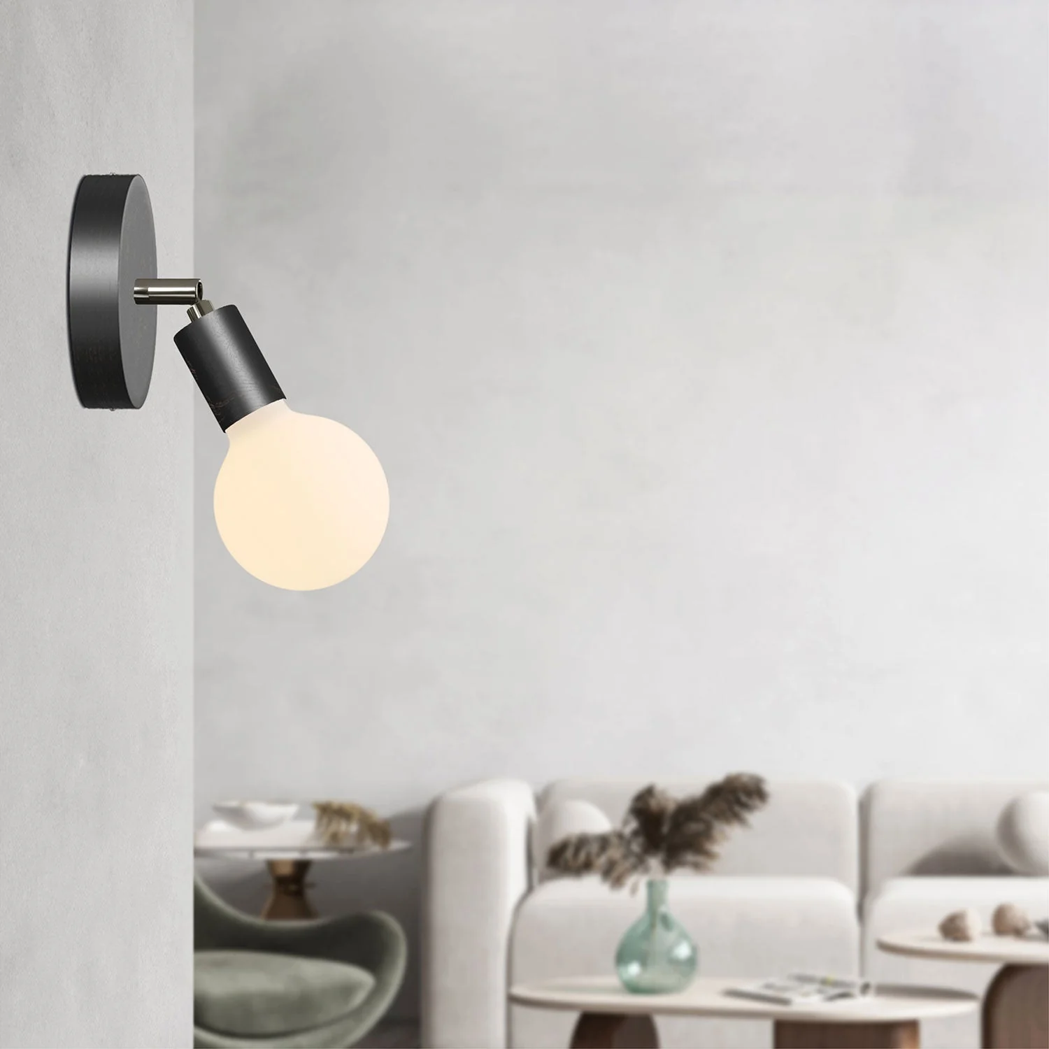 Fermaluce Snodo wooden lamp with Globe Porcelain light bulb - Black - Image 2