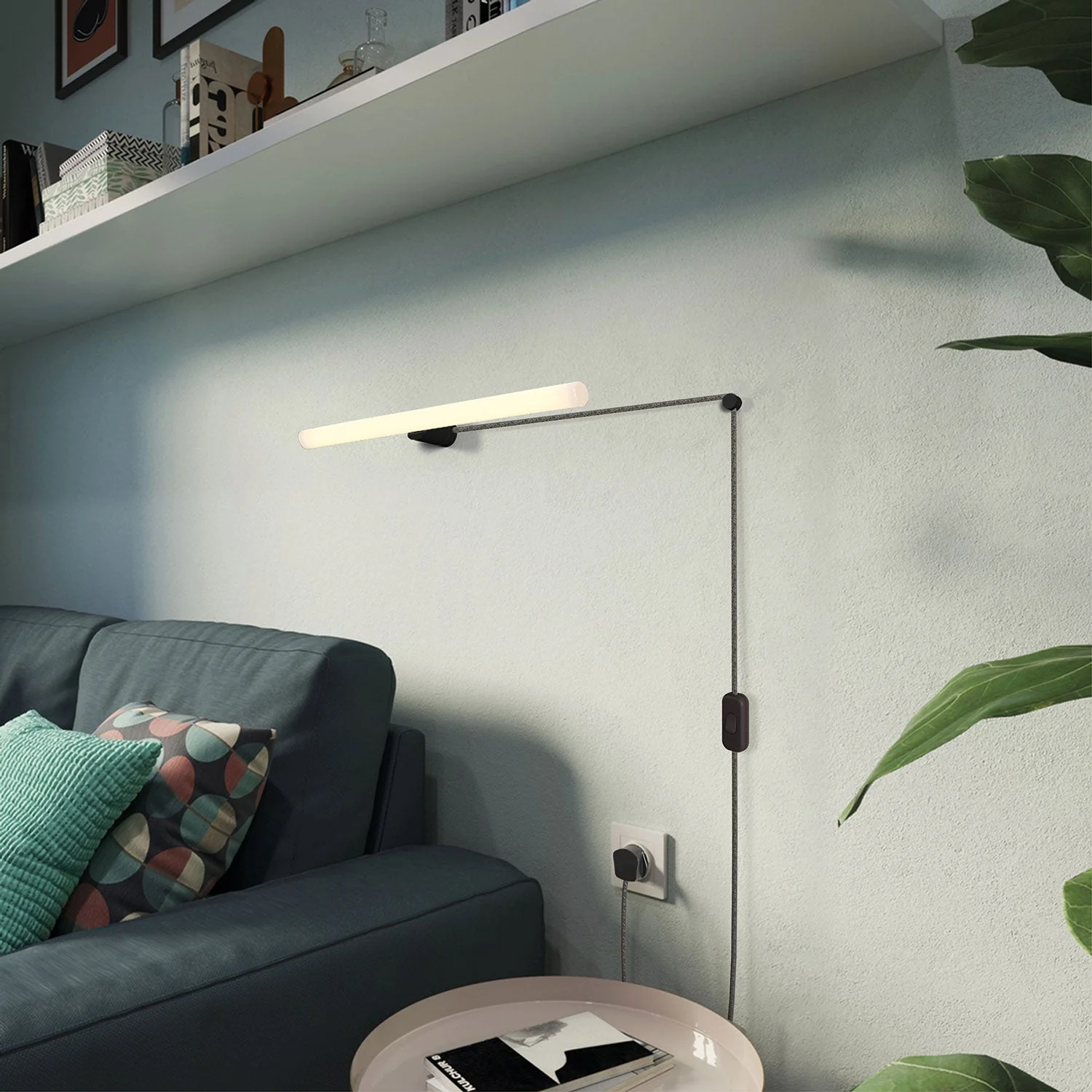 Spostaluce esse14 lamp with S14d fitting and UK plug - Black - Image 2