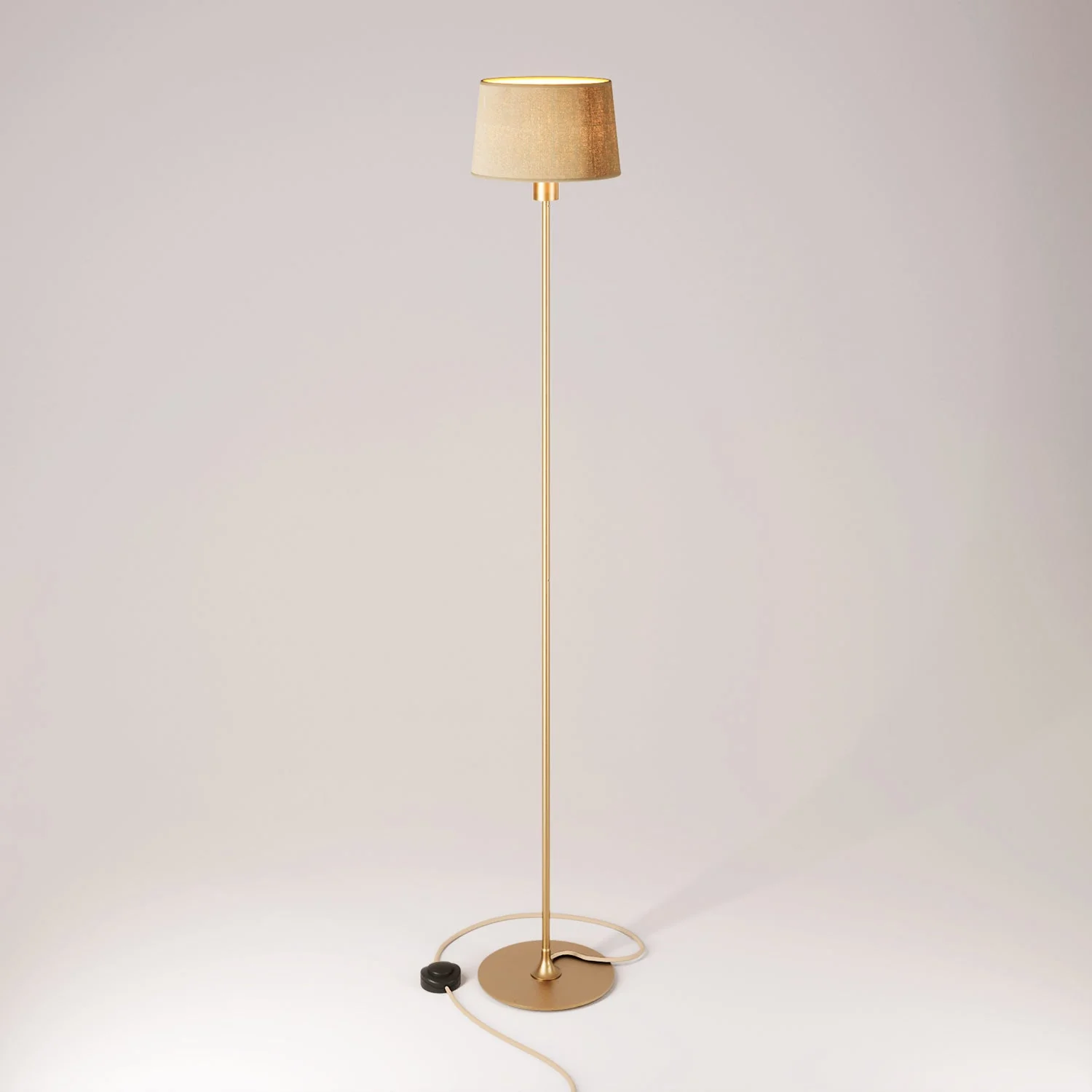 MAG-Y floor lamp with round metal base, Athena lampshade and UK plug - Satin bronze