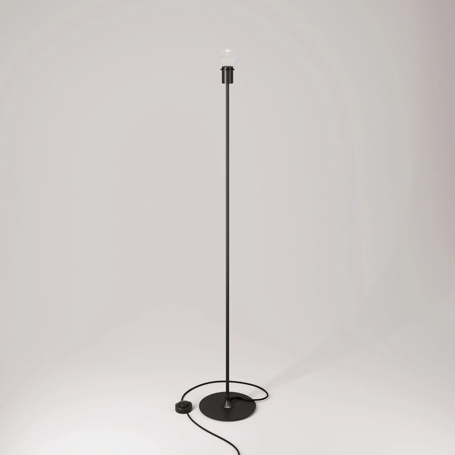 MAG-Y floor lamp with round metal base and lampshade fitting - Black - Image 3
