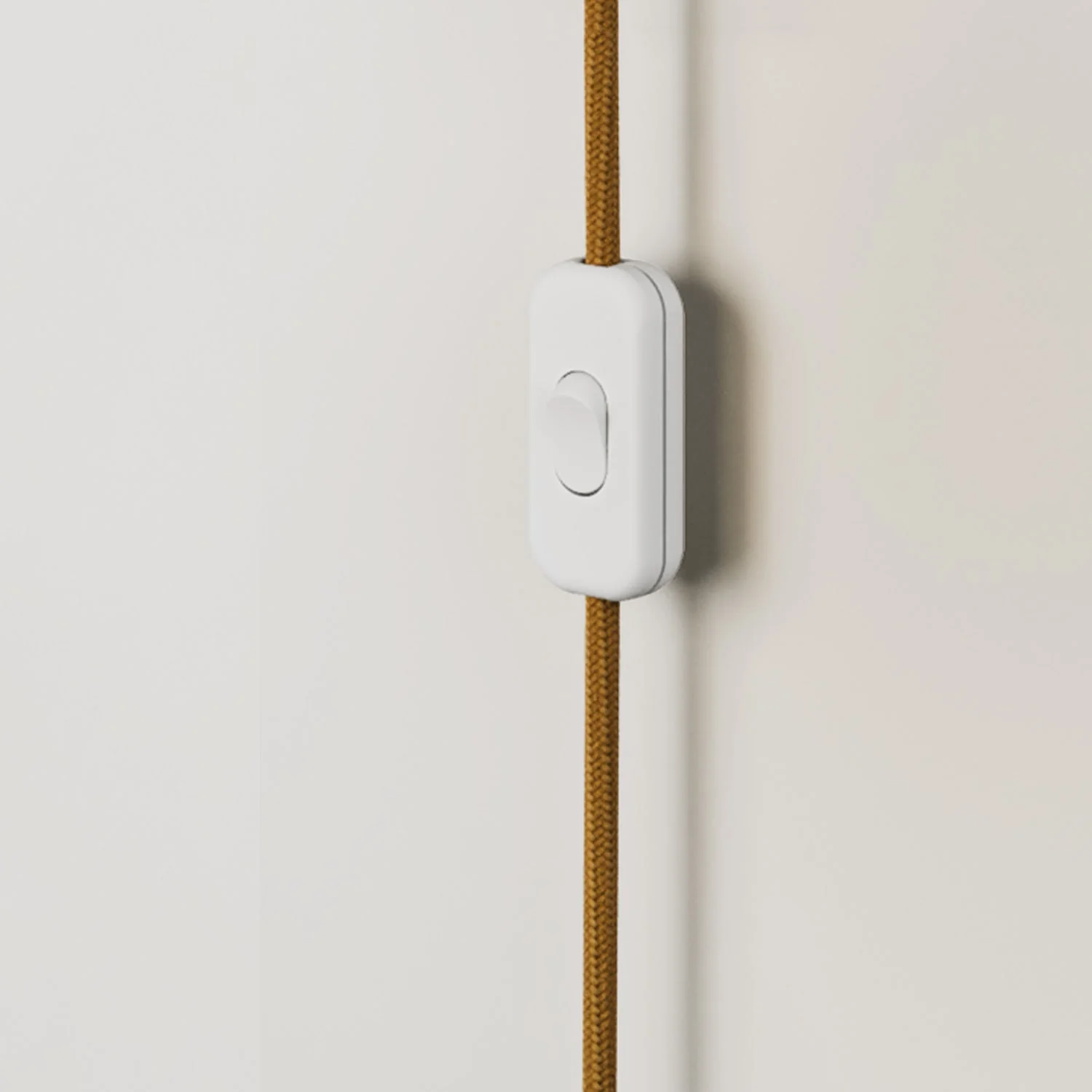 Metal wall light with two-pole plug - White - Image 3