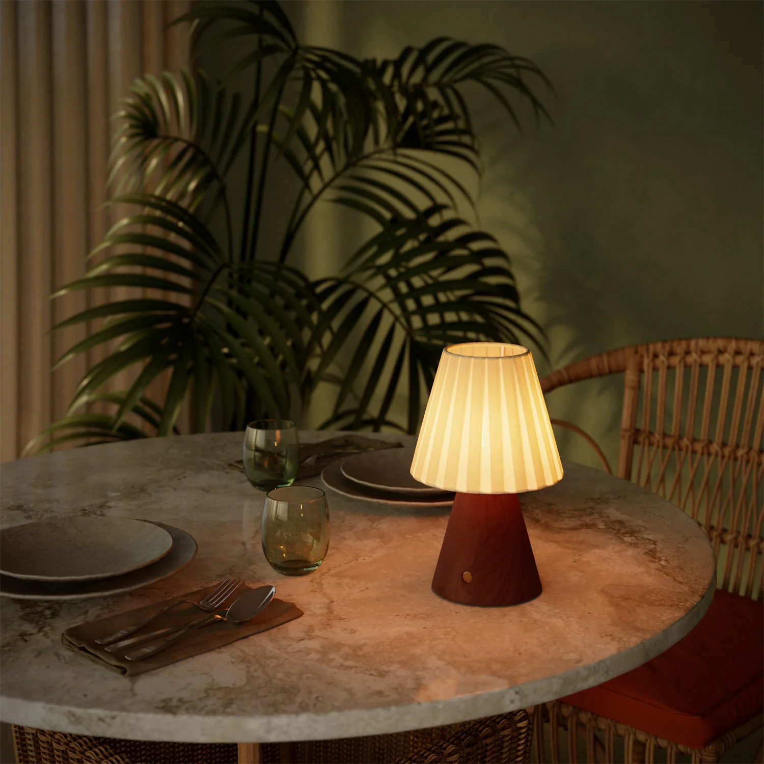 Mini Impero lampshade with E27 fitting for table lamp or wall light - Pleated cream - Image 3