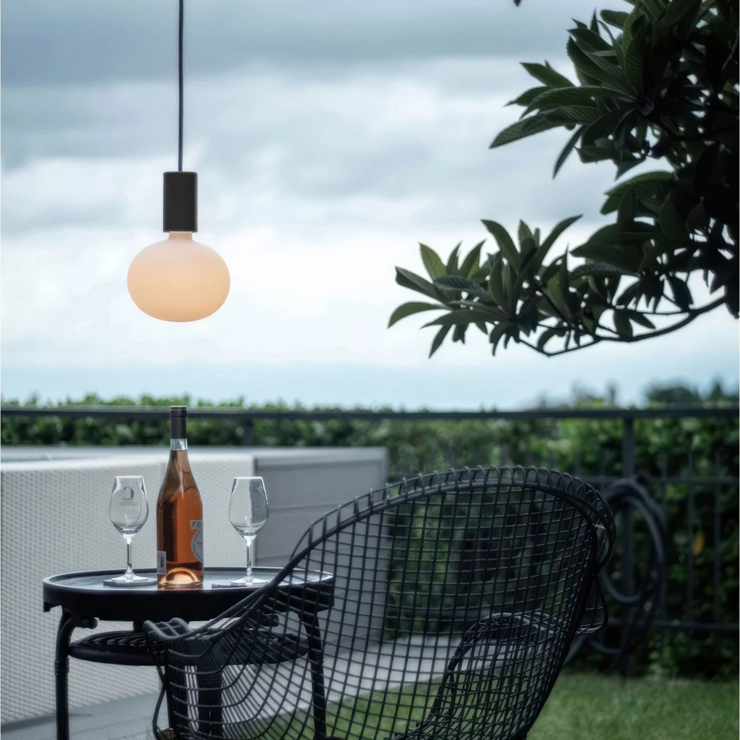 Modulair ELEGANT Outdoor lamp with 5 m textile cable, cable weight, ceiling rose and IP65 waterproof lamp holder - Black - Image 4