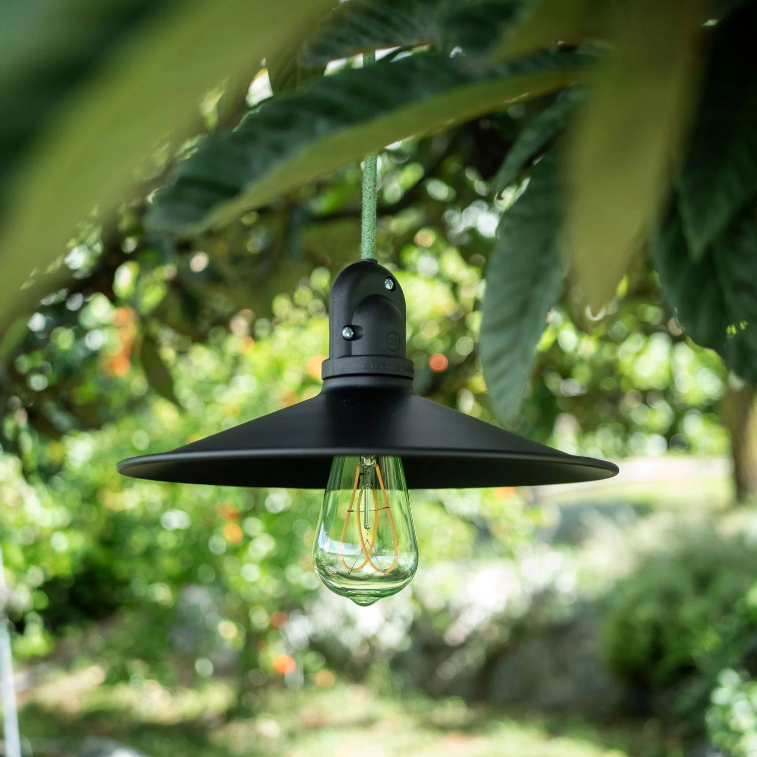 Modulair Outdoor lampshade lamp with 1.5 m fabric cable, ceiling rose and IP65 waterproof lamp holder - Meadow Green - Image 3