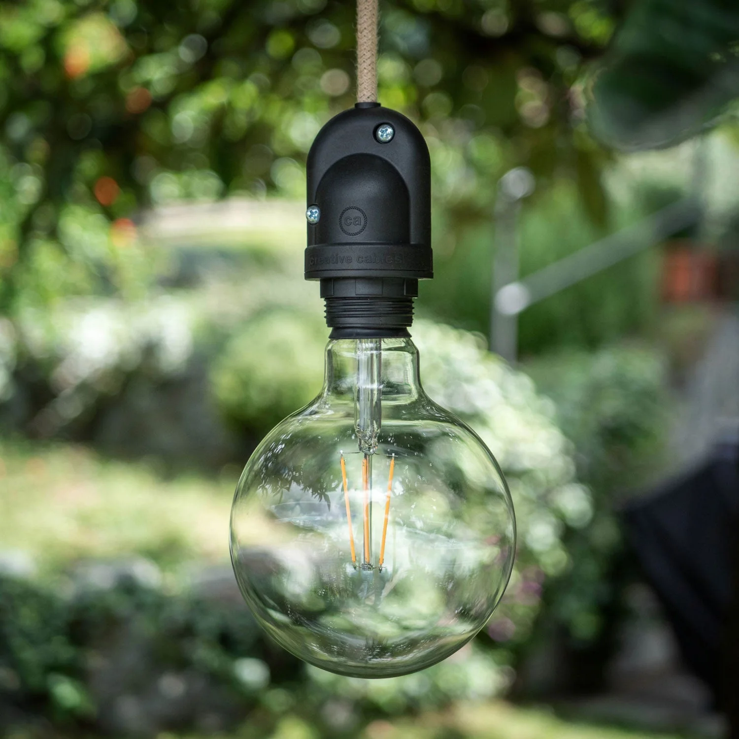 Modulair Outdoor lampshade lamp with 1.5 m fabric cable, ceiling rose and IP65 waterproof lamp holder - Mustard - Image 2