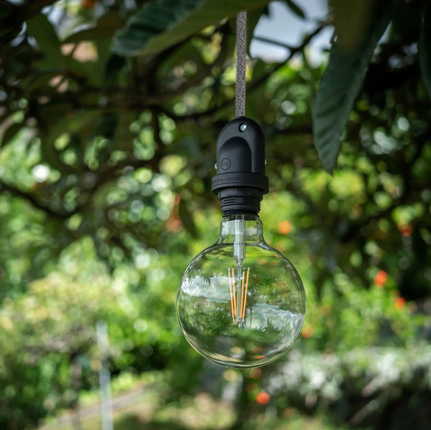 Modulair outdoor lamp for lampshade with 5 m fabric cable, cable straightener, ceiling rose and IP65 lamp holder - Ice grey - Image 2