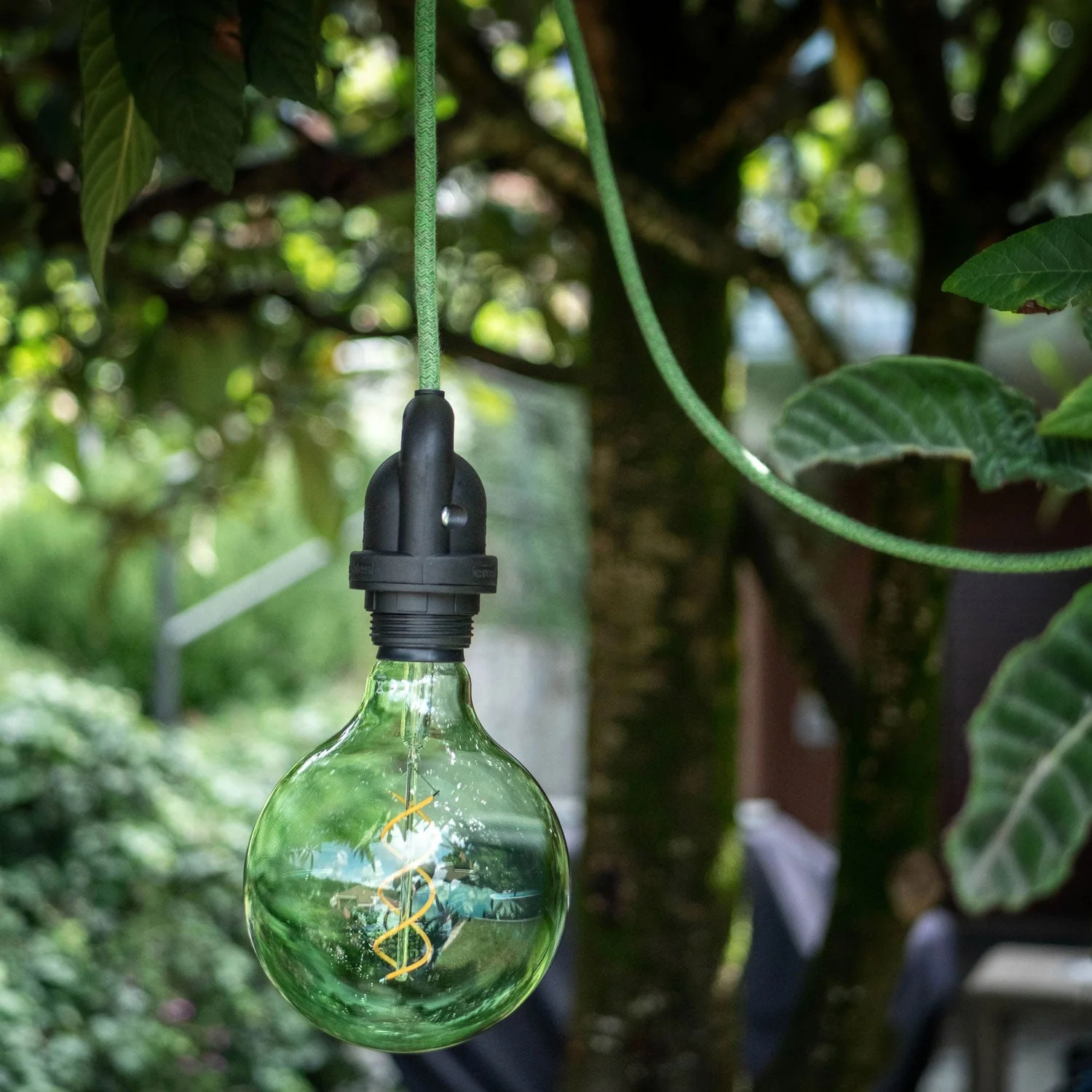 Modulair Outdoor lamp for lampshade with 5 m textile cable, cable adjuster, ceiling rose and IP65 lamp holder - Meadow green - Image 3