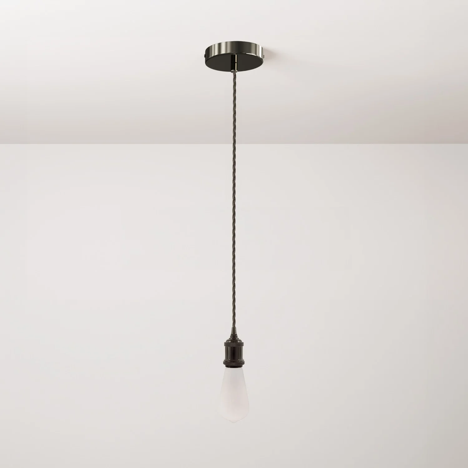 Pendant lamp complete with braided textile cable and aluminium lamp holder - Pearl black