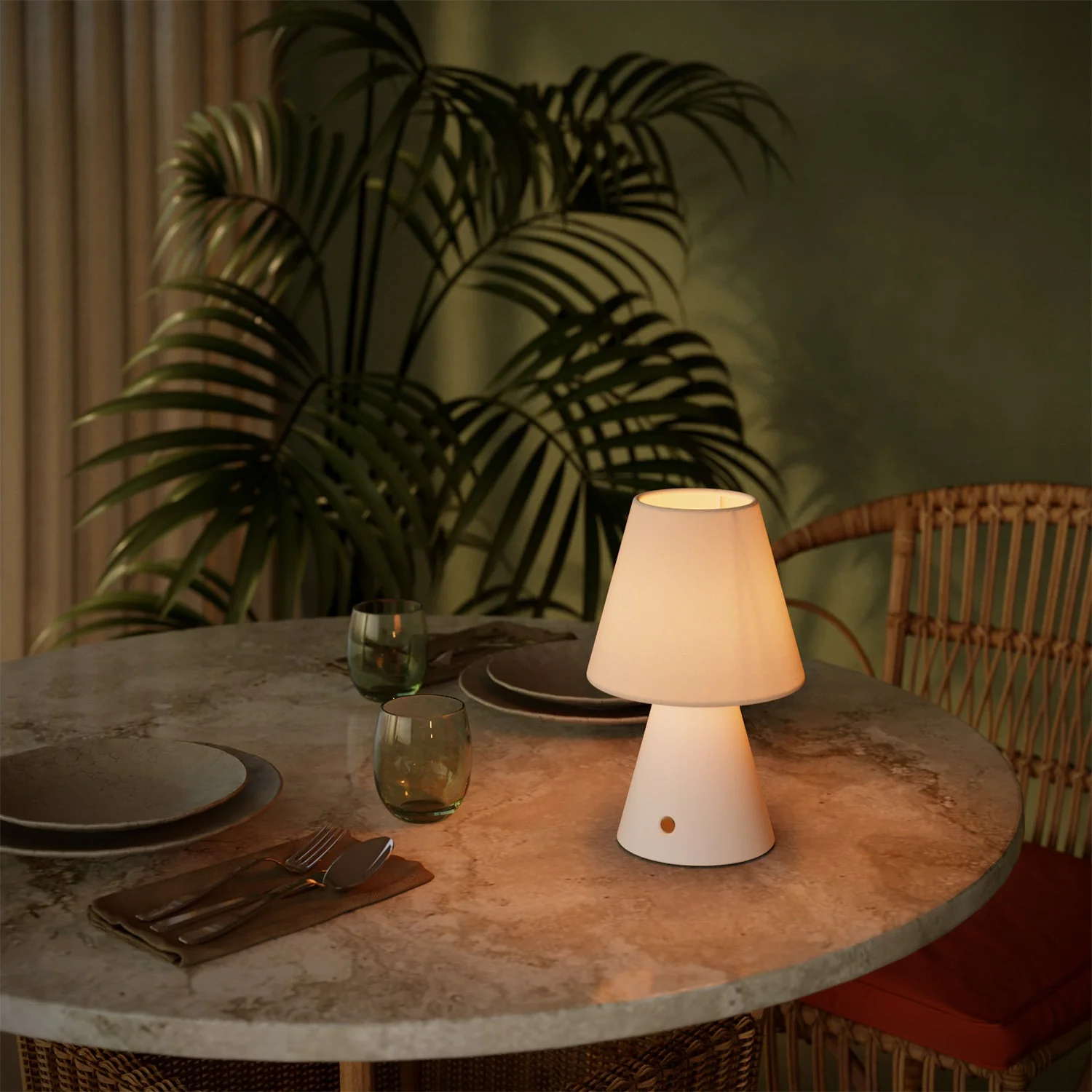 Rechargeable portable Cabless11 lamp with light bulb and lampshade – White - Image 2