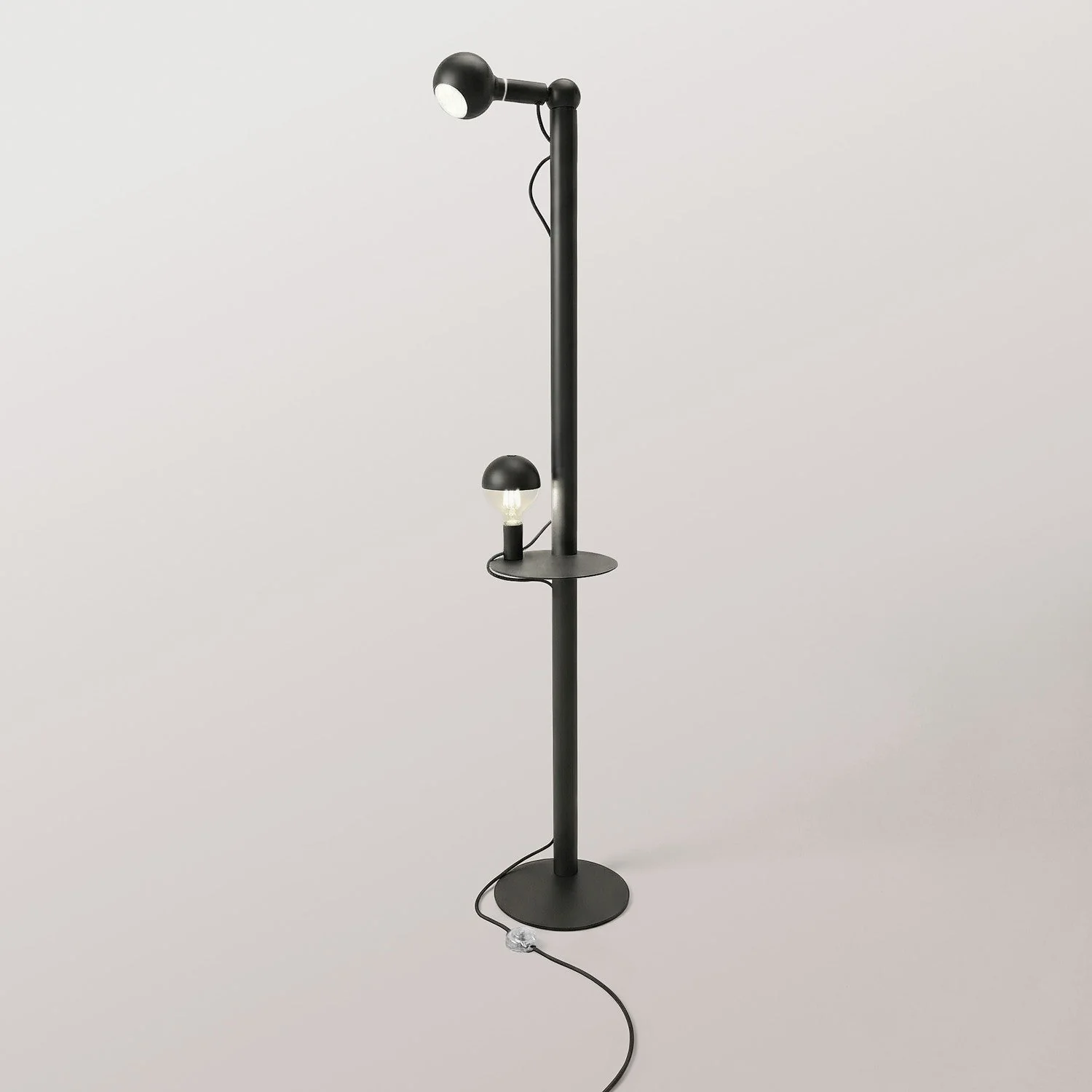 Rocco XXL - Floor lamp with UK plug and Maria and Camo light bulbs - Black