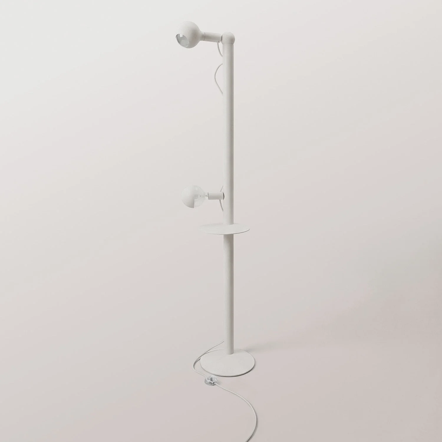 Rocco XXL - Floor lamp with UK Plug and Maria and Camo Light bulb - White - Image 5