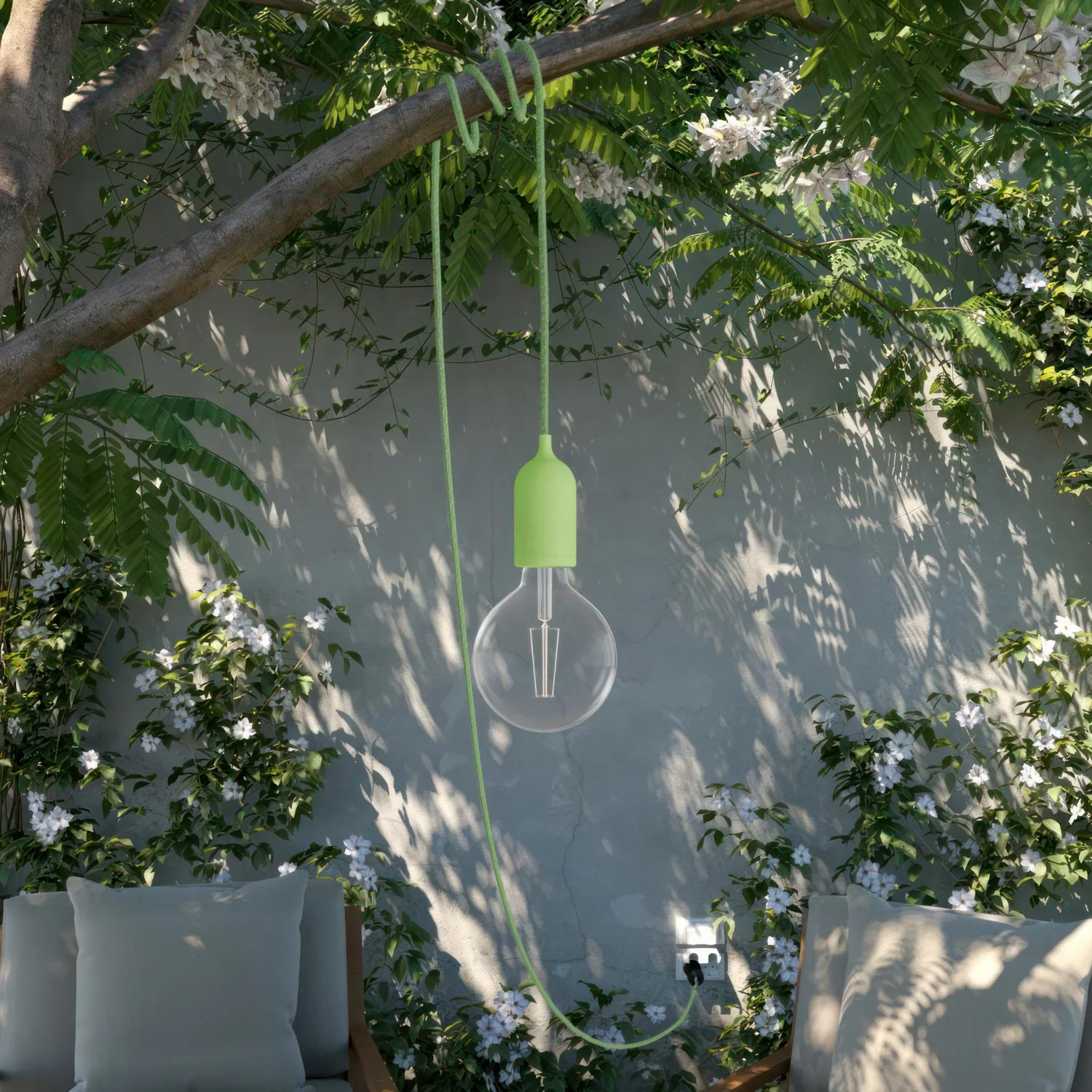 Snake Modulair Pastel, portable outdoor lamp, 5 m textile cable, IP65 lamp holder and UK plug - Meadow green - Image 2