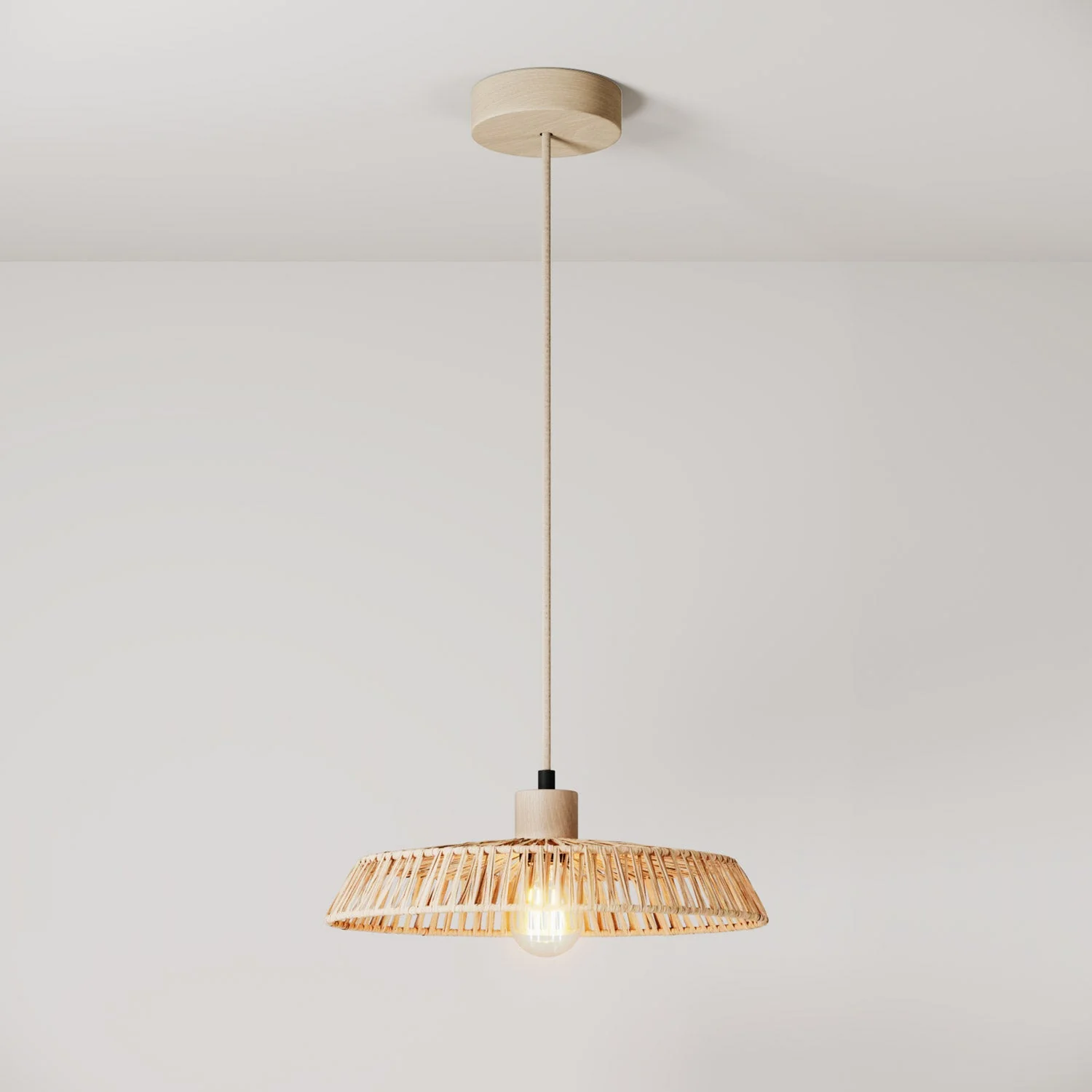 Pendant lamp with Moorea raffia lampshade