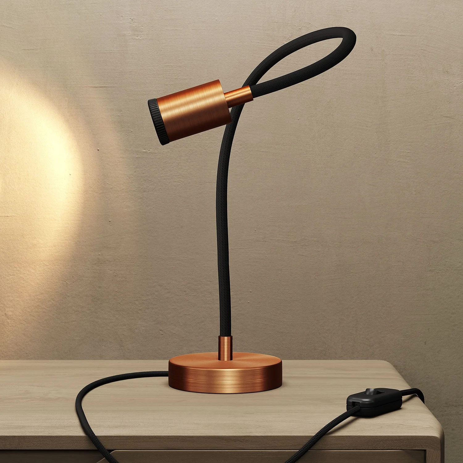 Table Flex GU1d0 adjustable table lamp with mini LED spotlight and UK plug - Satin copper - Image 2