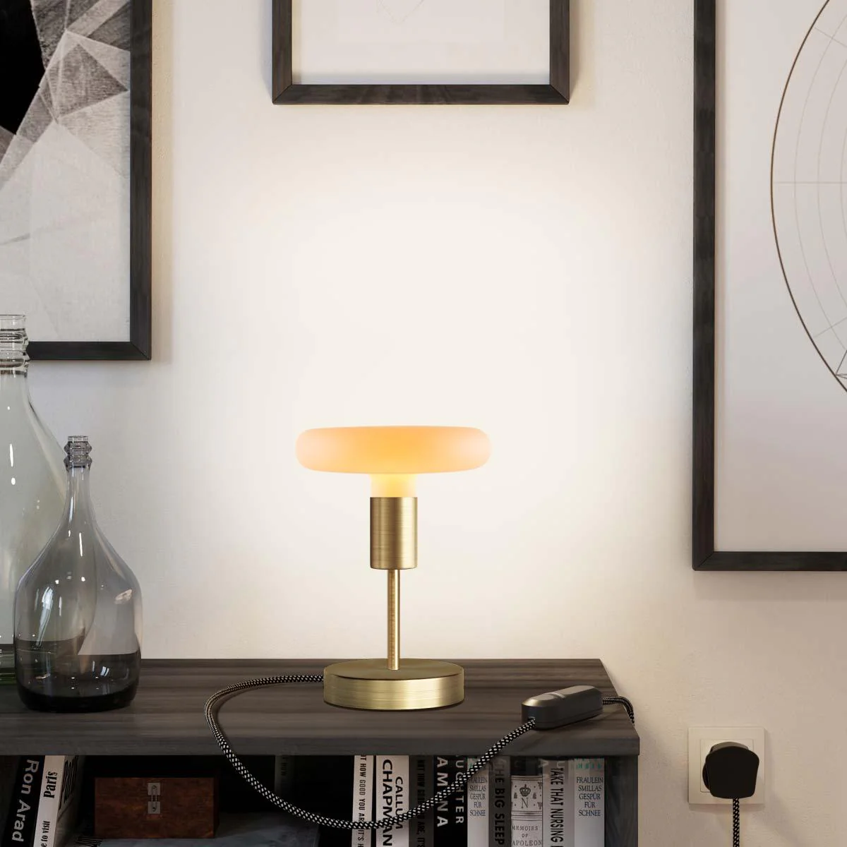 Alzaluce Dash table lamp in metal with UK plug - Satin bronze - Image 6