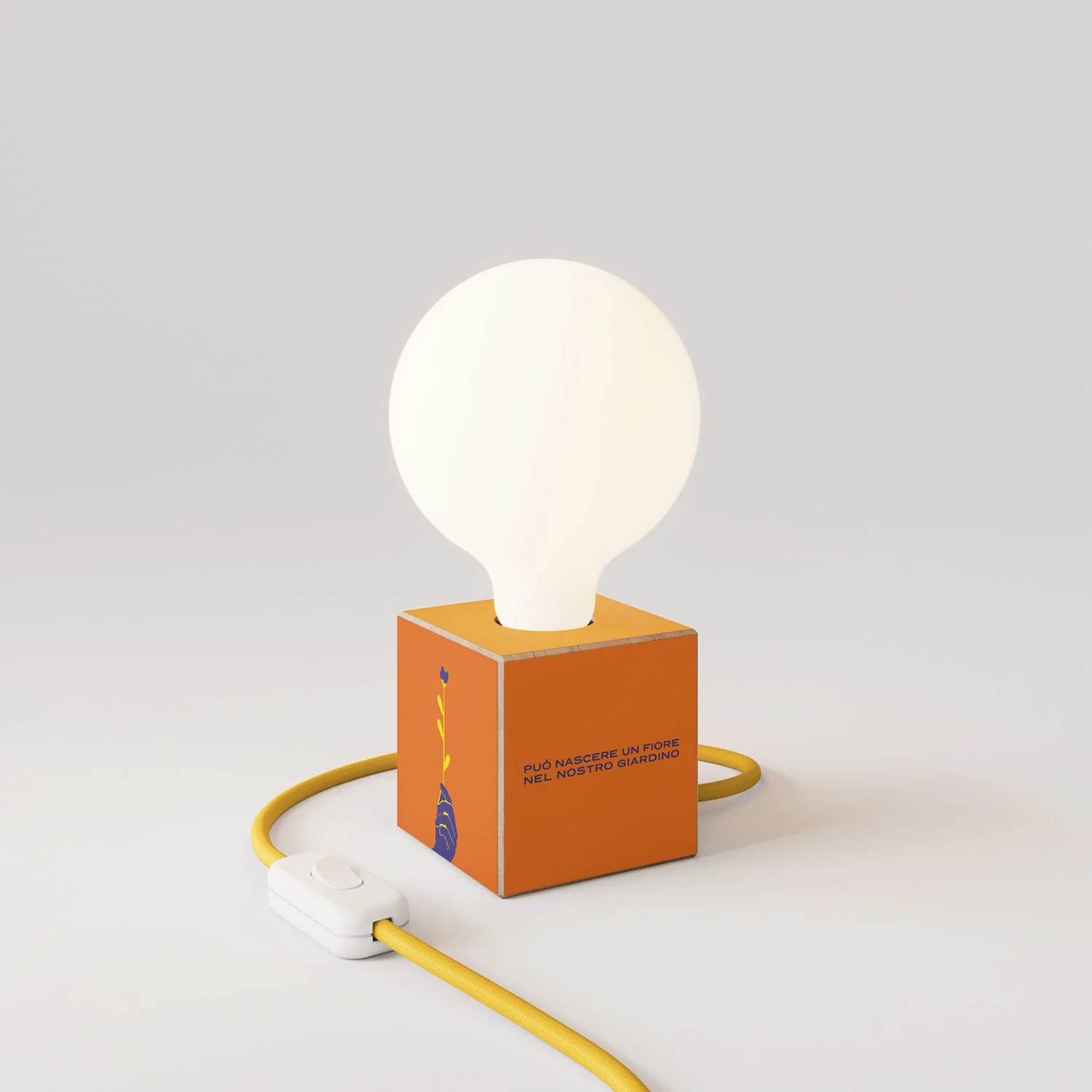 Cubetto table lamp "A flower can be born" with English Plug and porcelain-effect globe Light bulb - Santomanifesto
