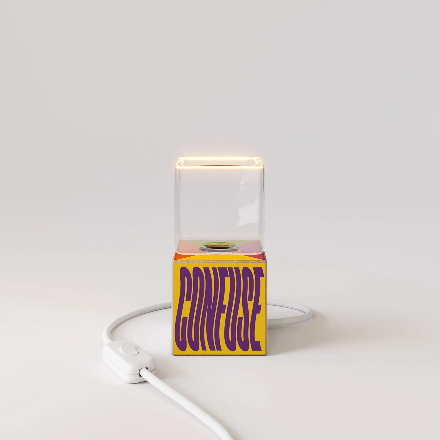 Cubetto table lamp "Poche idee ma confuse" with UK plug and Ghost light bulb - Santomanifesto - Image 5