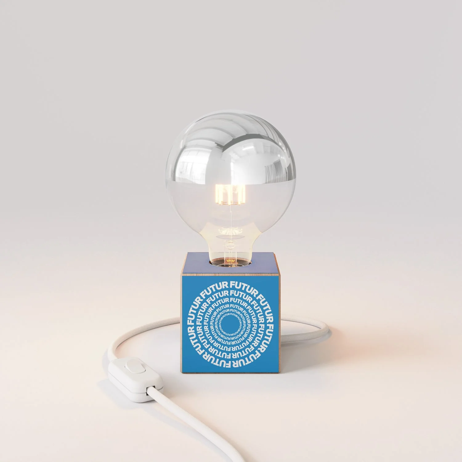 Cubetto table lamp "Futur" with UK Plug and half-silvered globe Light bulb - Futur Festival - Image 4
