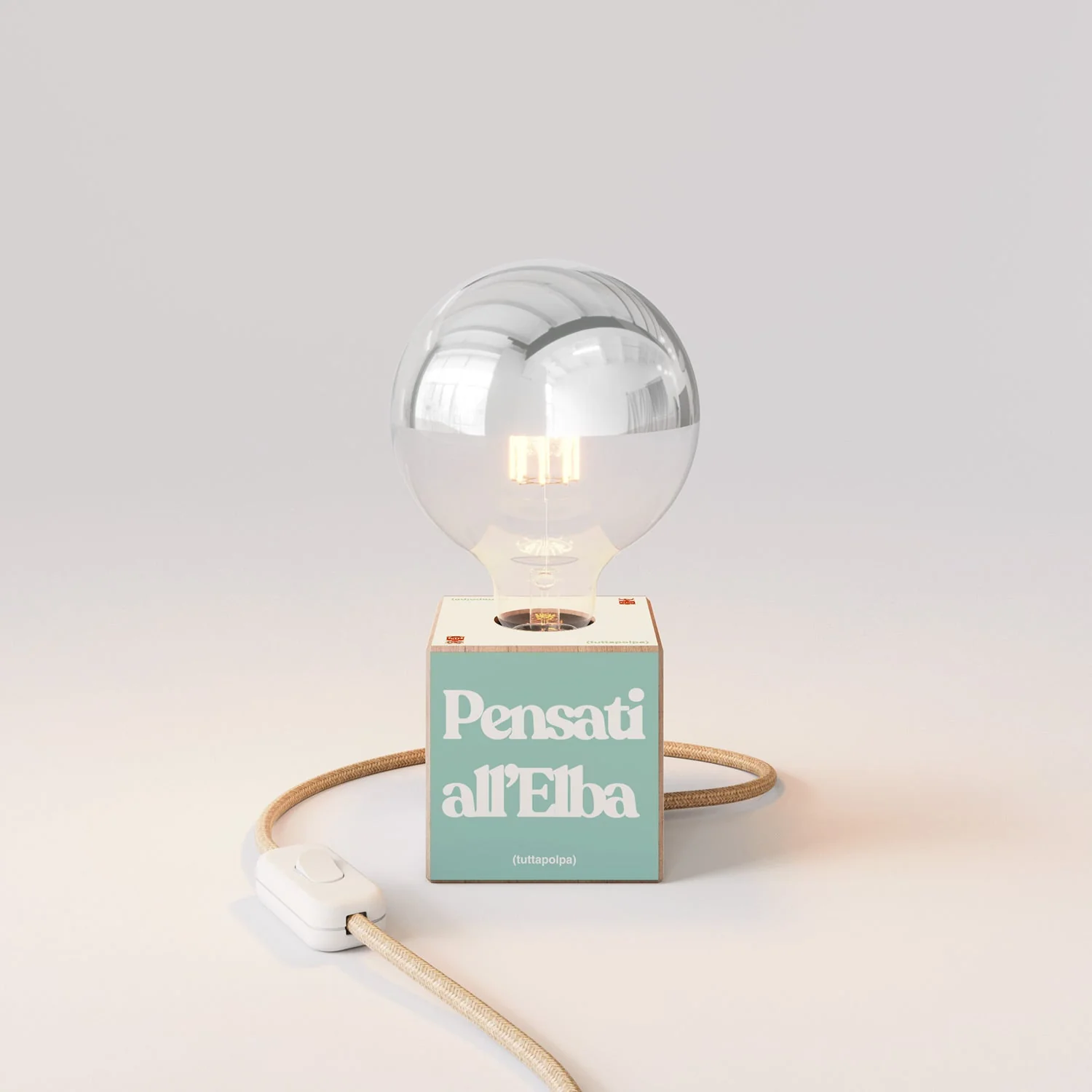 Cubetto table lamp "Pensati all’Elba" with UK plug and half-silver globe light bulb - Tuttapolpa - Image 4