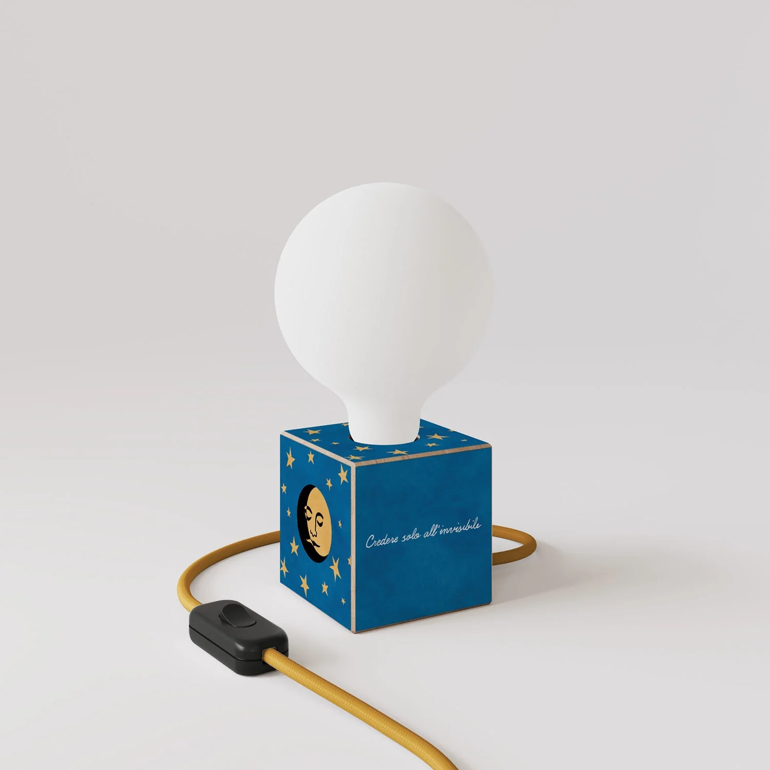 Cubetto Table Lamp "La Luna" with UK plug and porcelain effect globe light bulb - Santomanifesto - Image 3