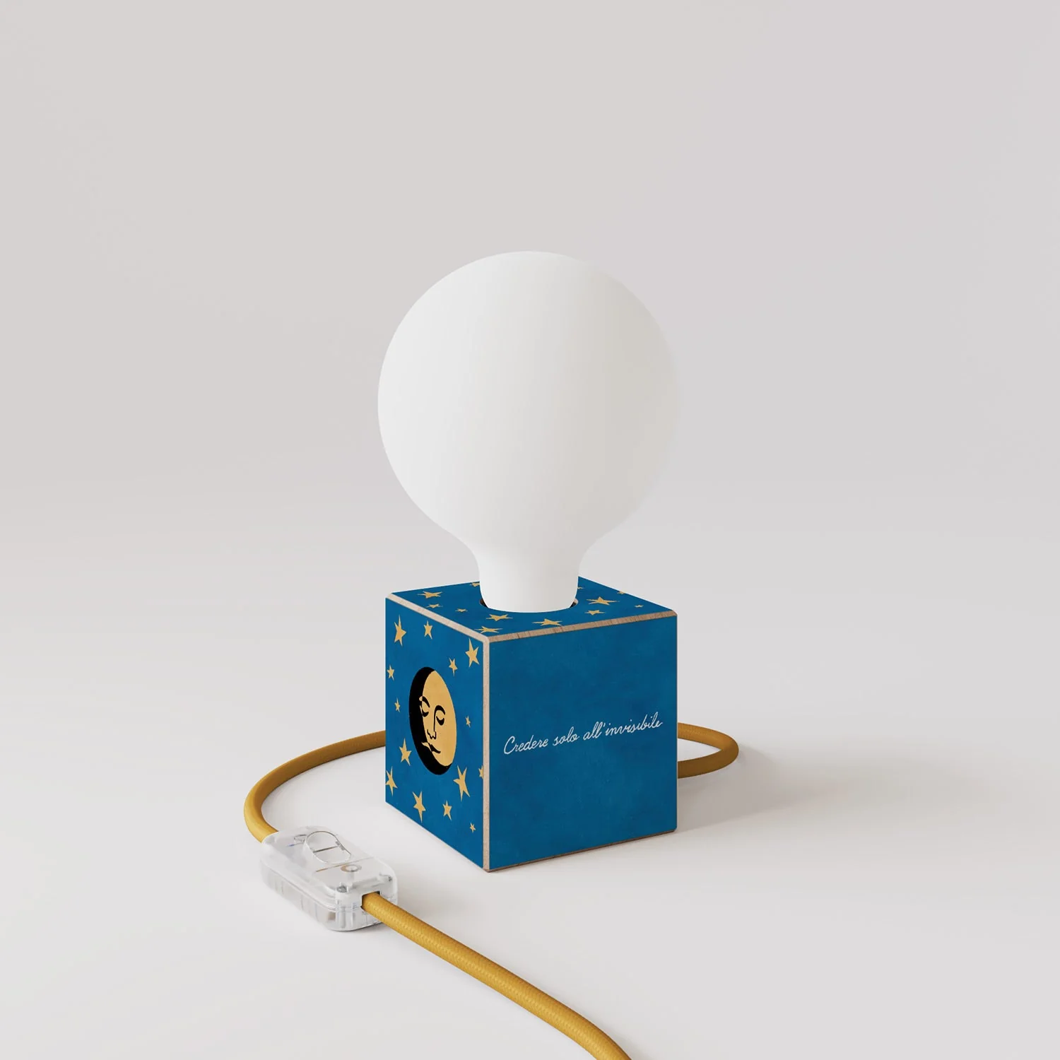Cubetto table lamp "La luna" with porcelain-effect globe light bulb - Santomanifesto - Image 3