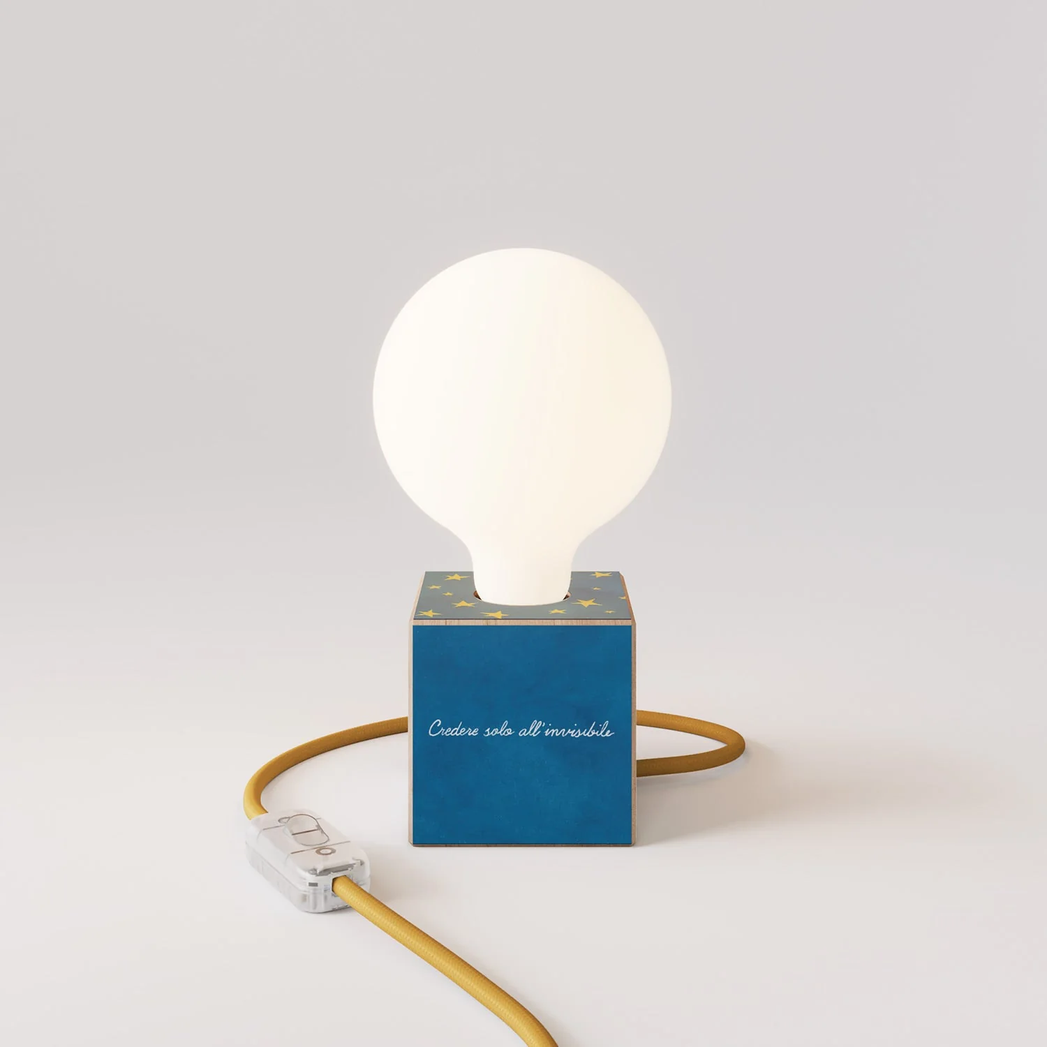 Cubetto table lamp "La luna" with porcelain-effect globe light bulb - Santomanifesto - Image 4