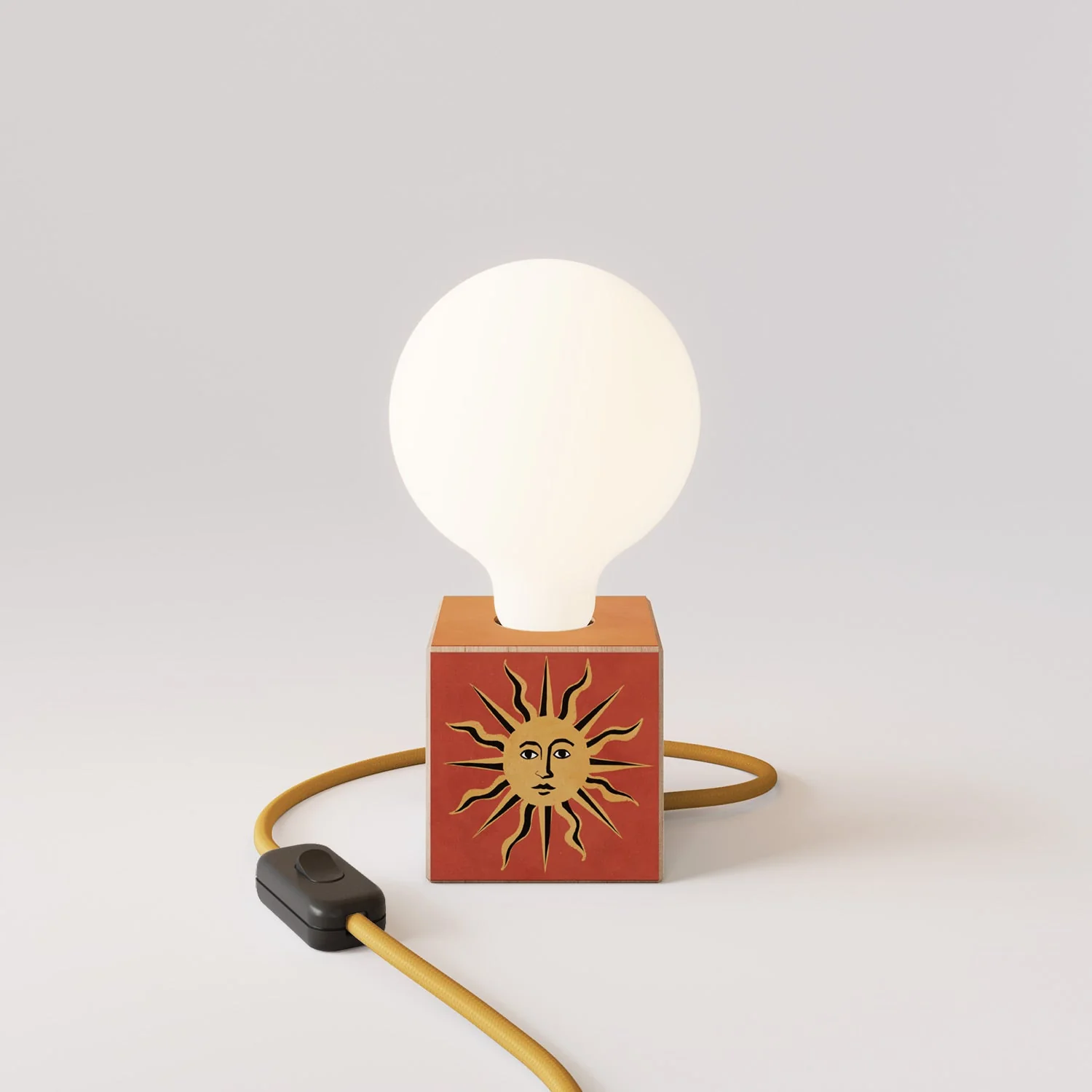 Cubetto table lamp "Il sole" with UK Plug and porcelain-effect globe Light bulb - Santomanifesto - Image 4