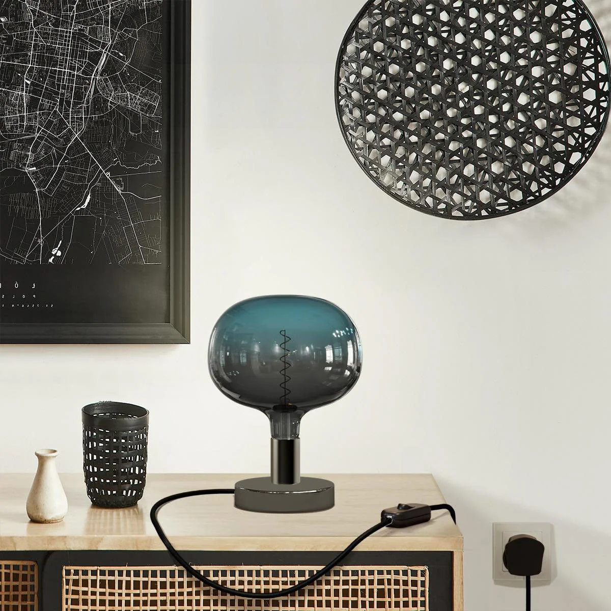 Posaluce Cobble table lamp in metal with UK plug - Pearl black - Image 2