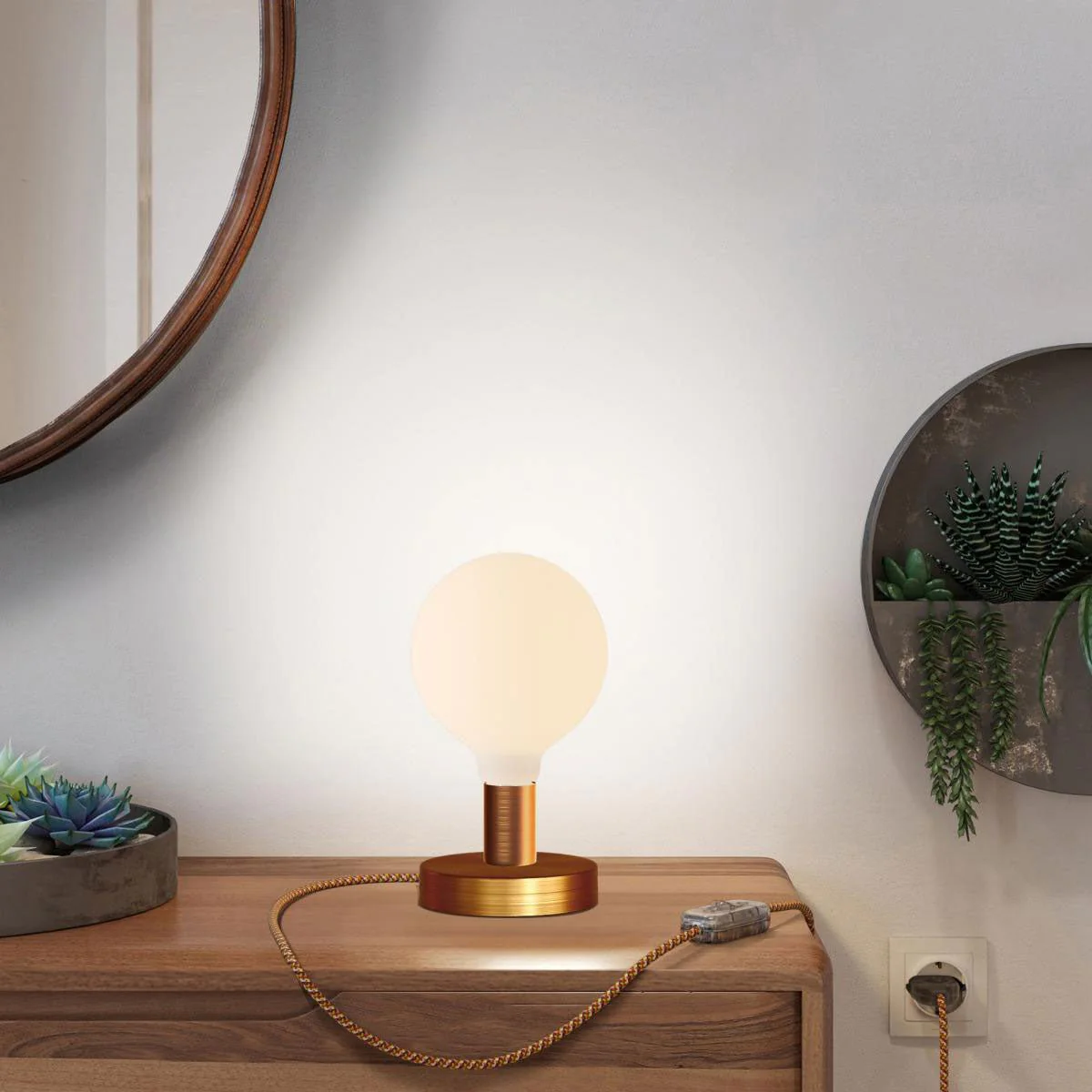 Posaluce Globo table lamp in metal - Satin copper - Image 2