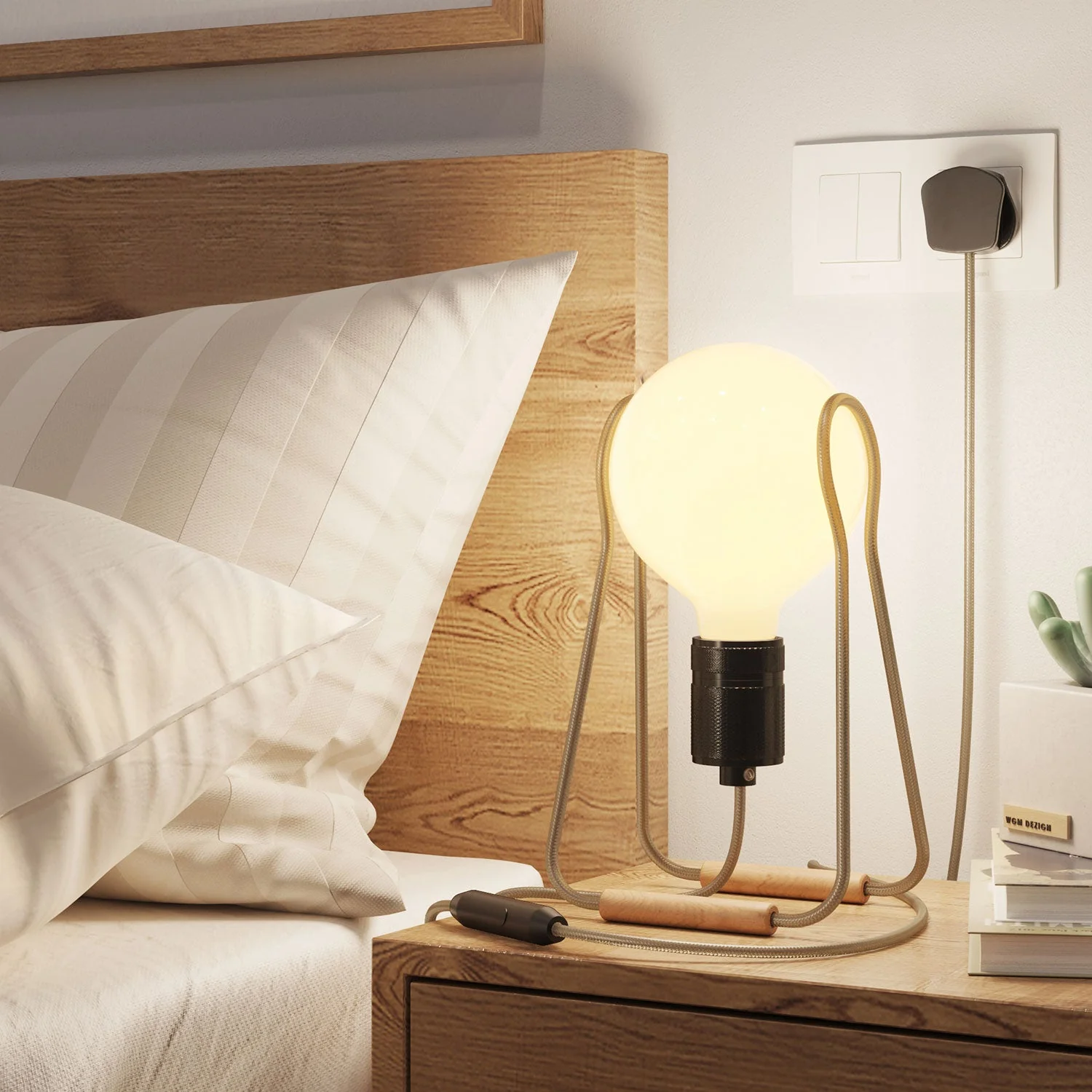 Taché Elegant table lamp and UK plug - Powder pink - Image 2