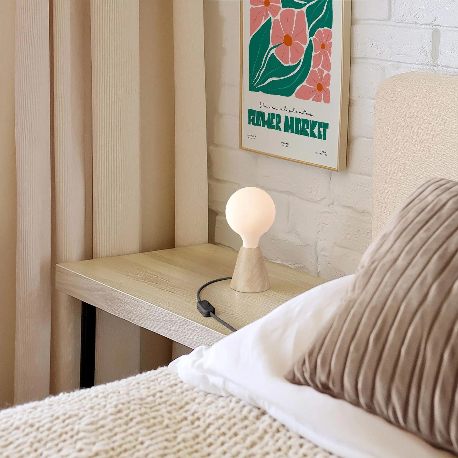Table lamp with alder wood base, porcelain-effect light bulb, RM04 cable and EU plug - Image 2
