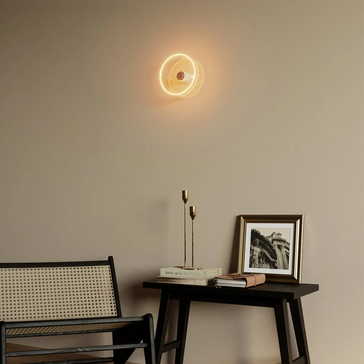 Wall light with Ghost transparent light bulb - White - Image 2